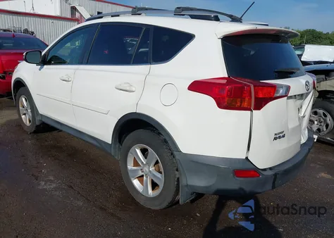 2014 Toyota Rav4 Xle z USA, uszkodzony, nr VIN JTMWFREV5EJ018450